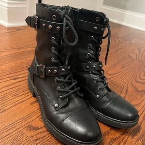 Combat boots